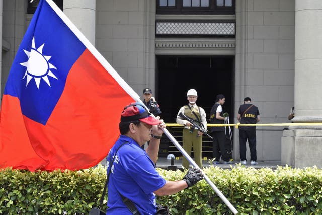 <p>Taiwan flag</p>