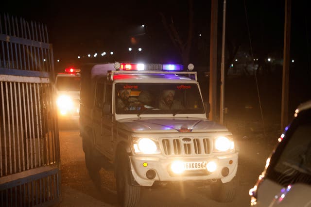 <p>Representative. Police vehicle responds to distress call</p>